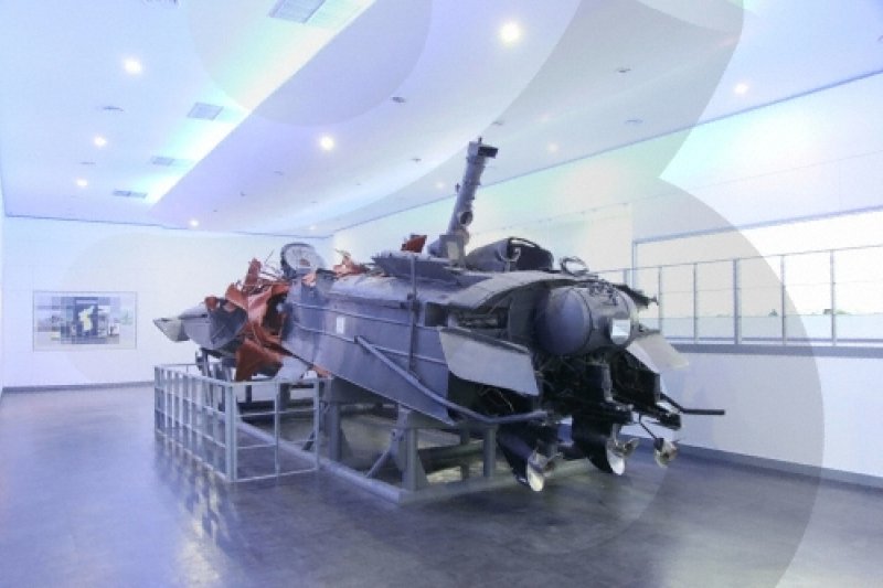北韓半潜水艇展示館（북한 반잠수정 전시관） (4/10)