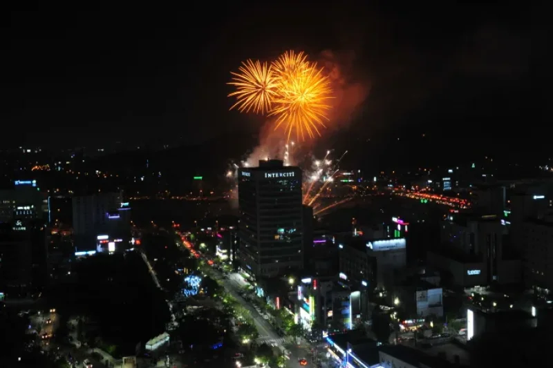 儒城温泉文化祭り（유성온천문화축제） (2/9)