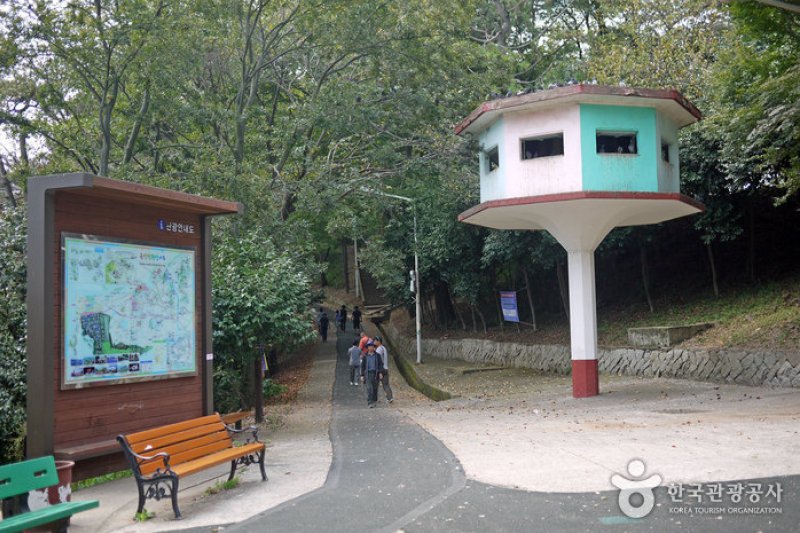 月明公園 (2/5)