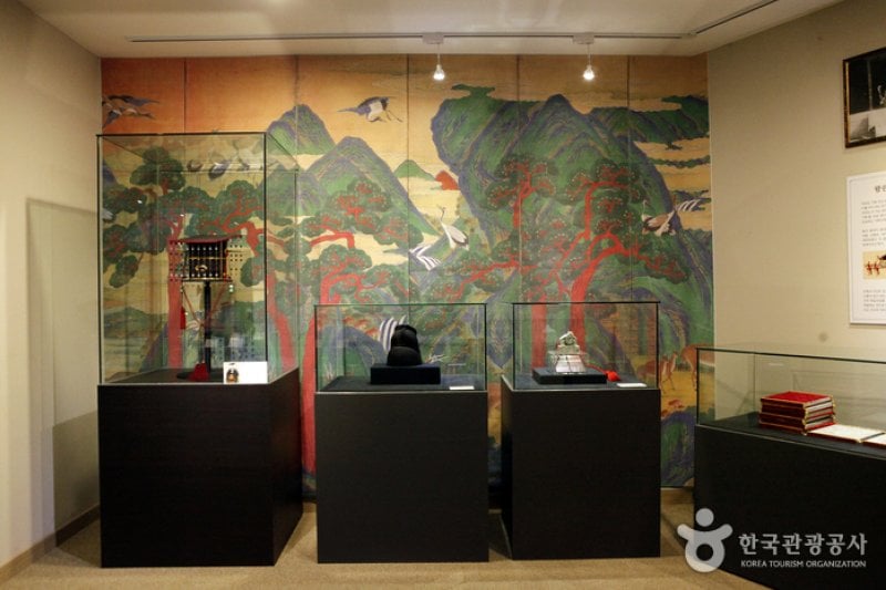 碧峰韓国装身具博物館（벽봉한국장신구박물관） (8/12)