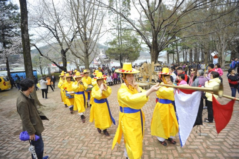 南怡島世界本の国祭り（NAMI ISLAND INTERNATIONAL CHILDREN'S BOOK FESTIVAL）（남이섬 세계책나라축제） (3/11)