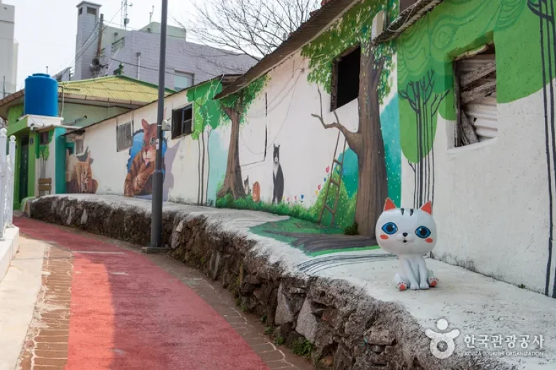 姑蘇洞天使壁画村（고소동 천사벽화마을） (3/13)