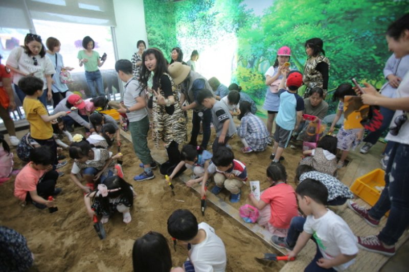 公州 石壮里世界旧石器祭り（공주 석장리 세계구석기축제） (13/14)