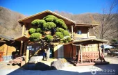 智異山丸太山荘（지리산통나무산장）
