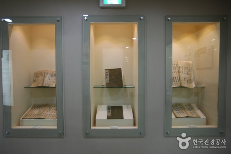 筆岩書院［ユネスコ世界文化遺産］（필암서원 [유네스코 세계문화유산]） (10/18)