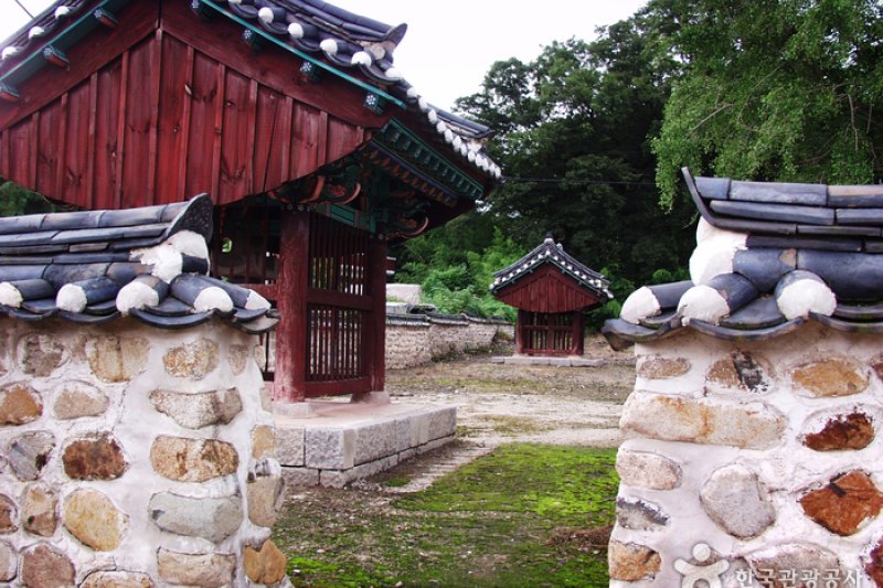 武城書院［ユネスコ世界文化遺産］（무성서원 [유네스코 세계문화유산]） (2/8)