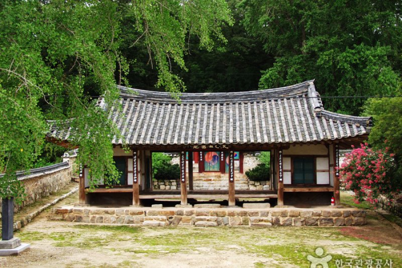 武城書院［ユネスコ世界文化遺産］（무성서원 [유네스코 세계문화유산]） (3/8)