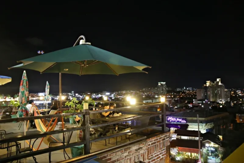 寿岩コルカフェ通り（수암골카페거리） (4/4)