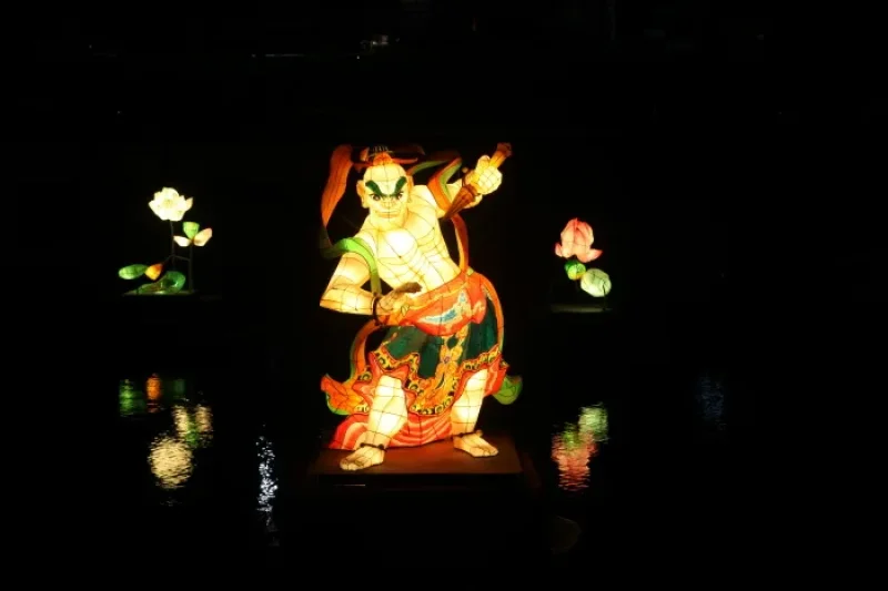 形形色色・達句伐観灯祭り (2/11)