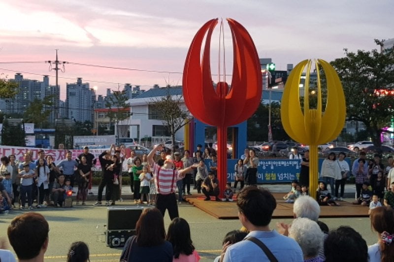 浦項スチールアートフェスティバル（포항스틸아트페스티벌） (1/3)