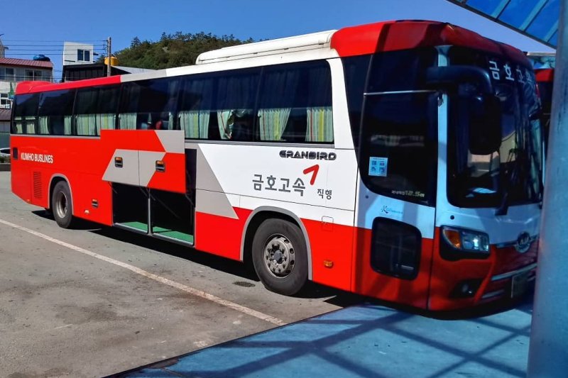 莞島公用バスターミナル (2/2)