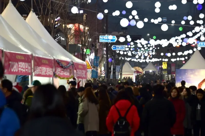 新村クリスマスストリートフェスティバル (12/17)