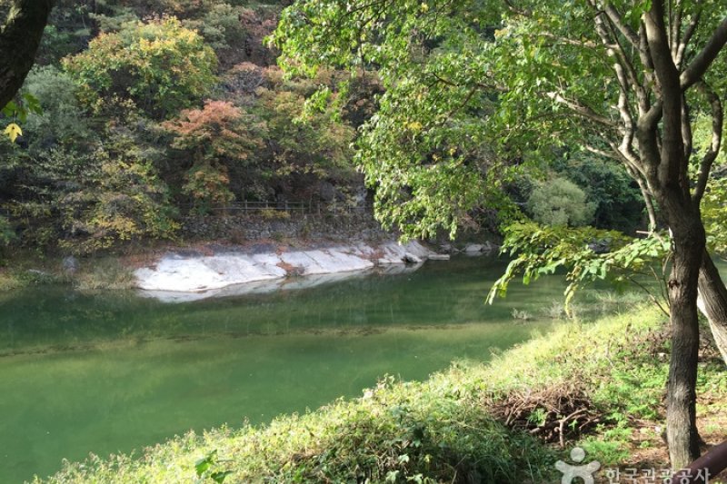 寿陀寺渓谷（수타사계곡） (3/4)