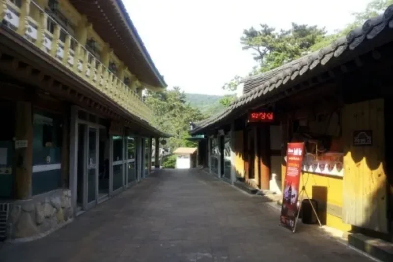 九徳民俗村(구덕민속촌) (3/8)