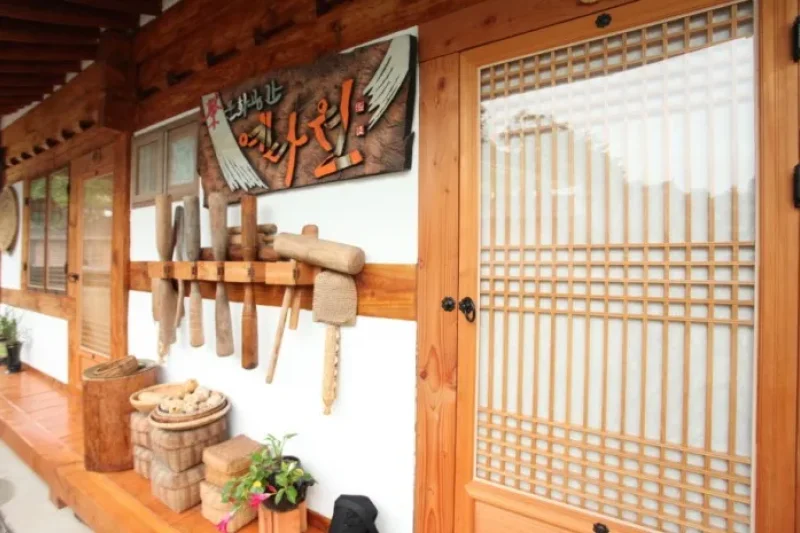 礼茶院 [韓国観光品質認証] (예다원 [한국관광 품질인증/Korea Quality]) (2/10)