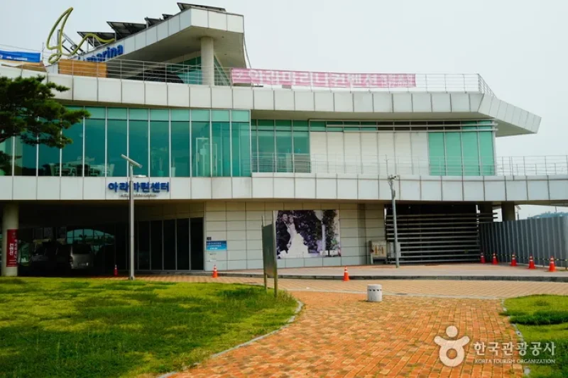 京仁アラベッキル遊覧船 現代クルーズ号（경인아라뱃길유람선 현대크루즈호） (13/32)