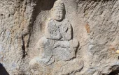 慶州 南山 神仙庵磨崖菩薩半跏像（경주 남산 신선암 마애보살반가상）