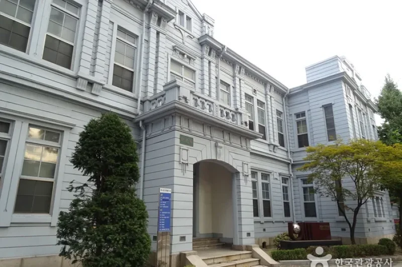 旧工業伝習所本館（구공업전습소본관） (1/5)