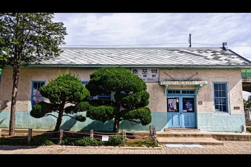 益山 春浦駅舎（익산 춘포역사） (1/1)