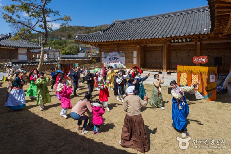 四宜斎 市場通り（사의재저잣거리） (2/7)
