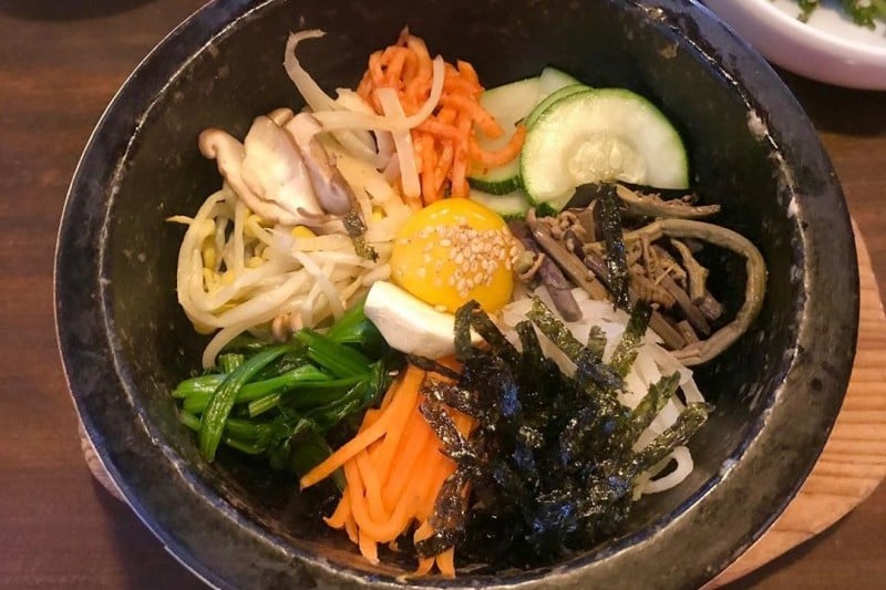 キムソヒョンの 薬膳麦ごはん( 김서현의약선보리밥유통단지점) (3/4)
