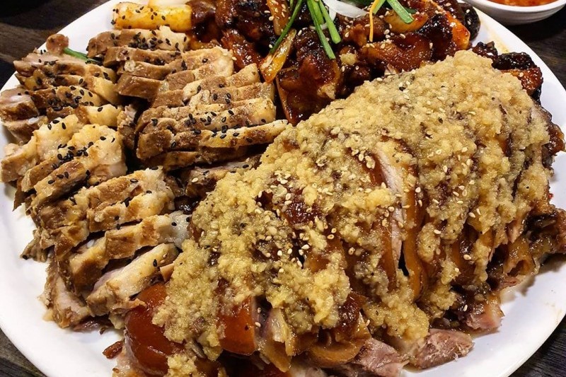 弘大カルグクスと豚足 - 西面店  (6/7)