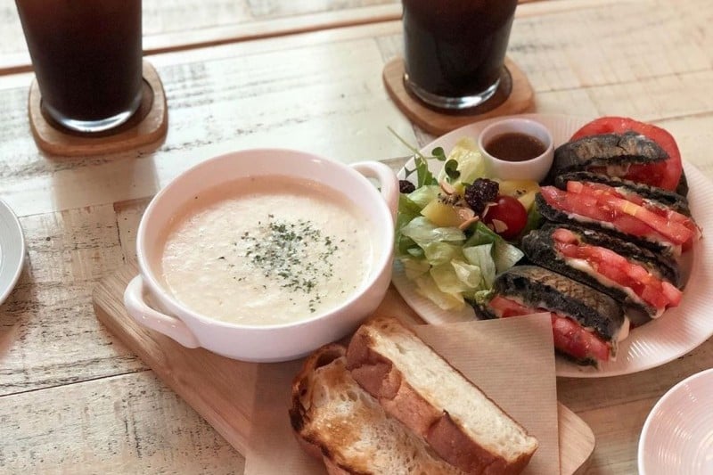 カフェヒロル  西昌店  (4/8)