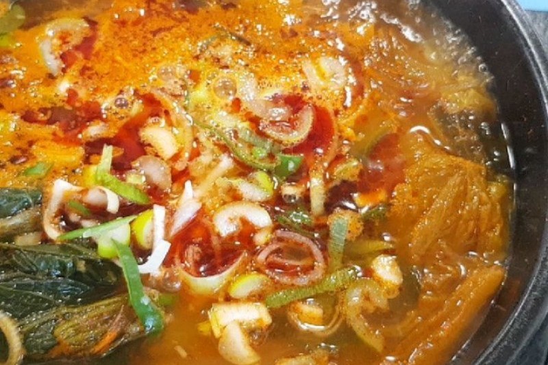 鷄龍産業（株）德裕山（下）サービスエリア （德裕山飯床）  (2/4)