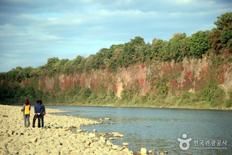 臨津江柱状節理（漢灘江国家地質公園）임진강 주상절리 (한탄강 국가지질공원) (4/10)