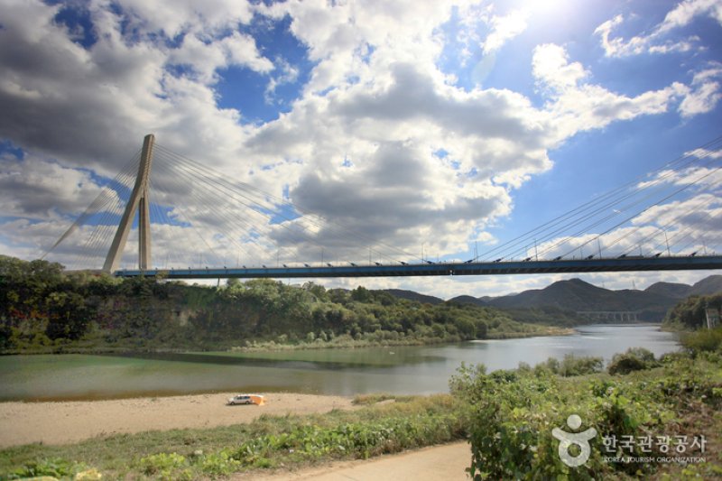 臨津江柱状節理（漢灘江国家地質公園）임진강 주상절리 (한탄강 국가지질공원) (6/10)