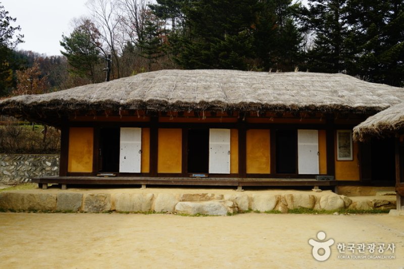 李孝石生家（이효석 생가） (4/6)