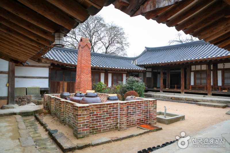 慶州崔浚先生生家（慶州崔富者宅）（경주 최준선생 생가 (경주최부자댁)） (2/11)