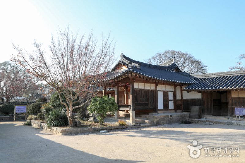 慶州崔浚先生生家（慶州崔富者宅）（경주 최준선생 생가 (경주최부자댁)） (7/11)