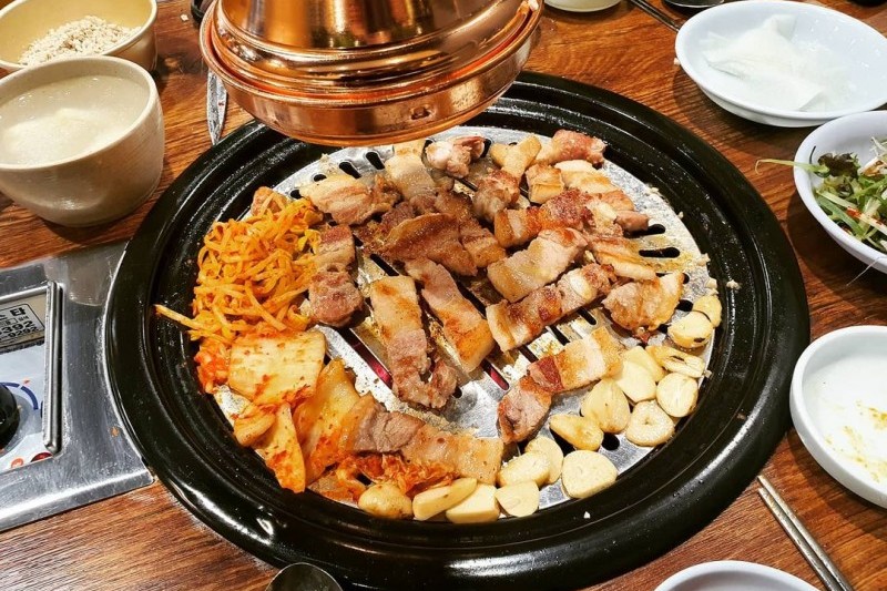 サムデポ塩焼き本店 (2/5)