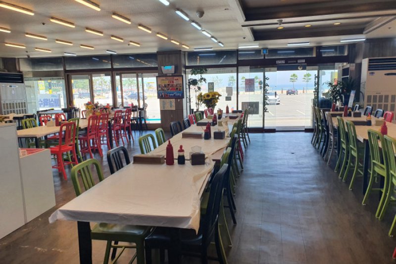 金剛山ズワイガニ刺身専門店  (3/3)