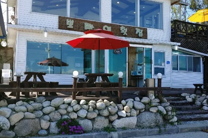 ポパイ刺身専門店  (1/1)