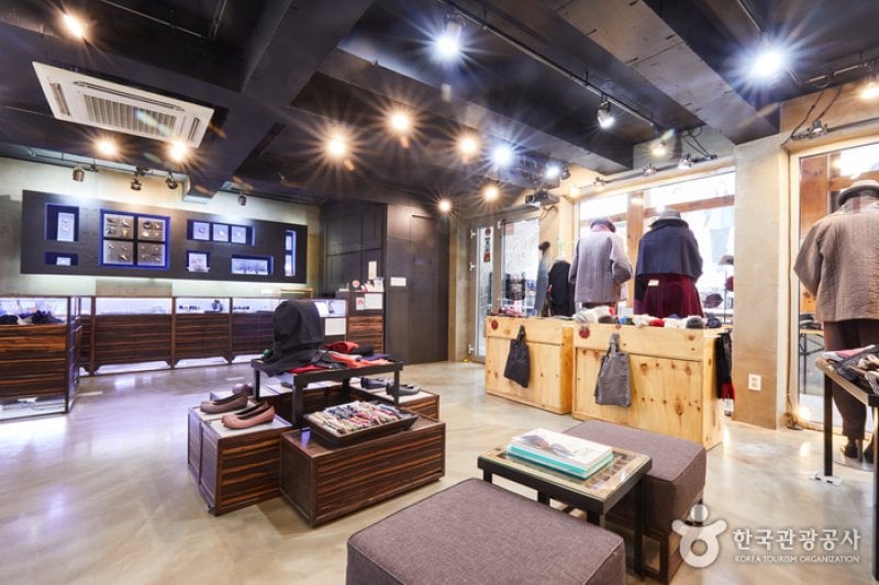 チルギョンイ（三清店）[韓国観光品質認証]（질경이(삼청점)[한국관광품질인증/Korea Quality]） (20/26)