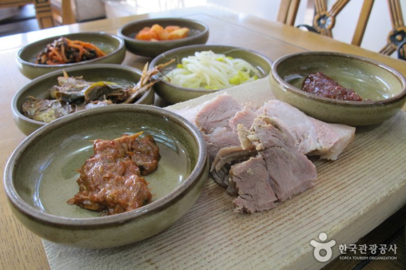 チンジュ食堂(진주식당) (13/13)
