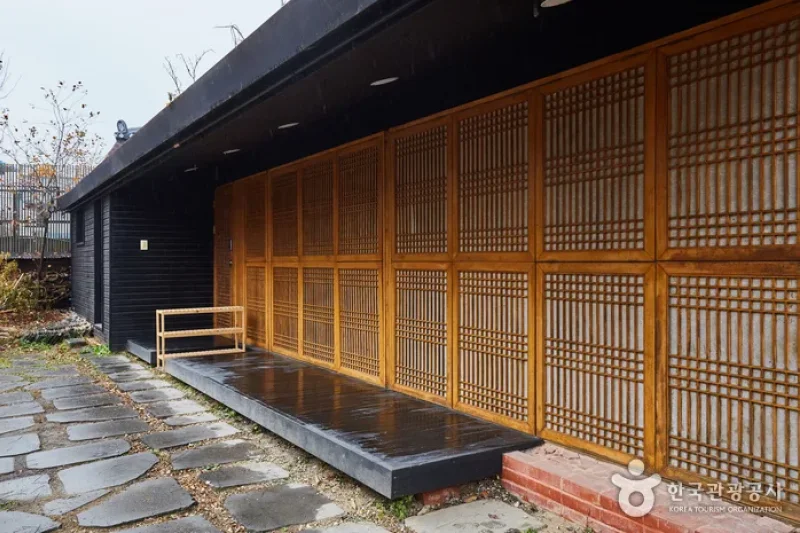 美しい暮らしの空間[韓国観光品質認証]아름다운 삶의 공간[한국관광품질인증제/ Korea Quality] (15/16)