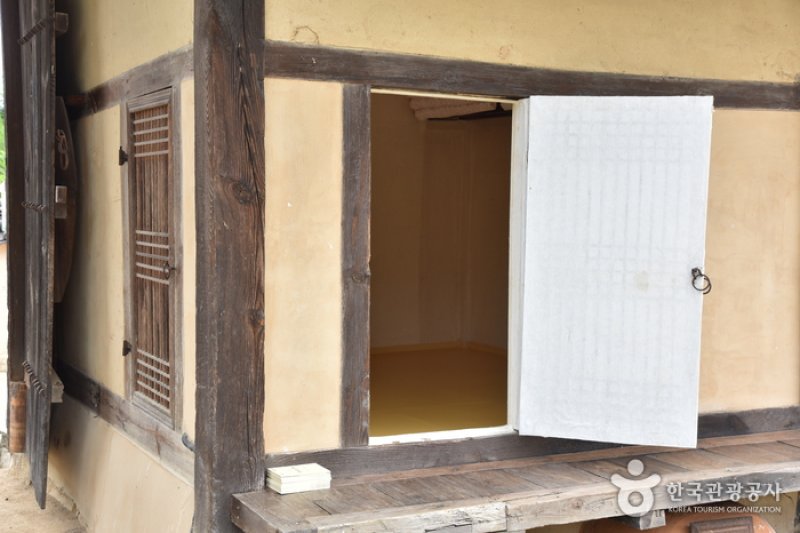 南湖旧宅 [韓国観光品質認証] (남호구택 [한국관광 품질인증/Korea Quality]) (20/29)