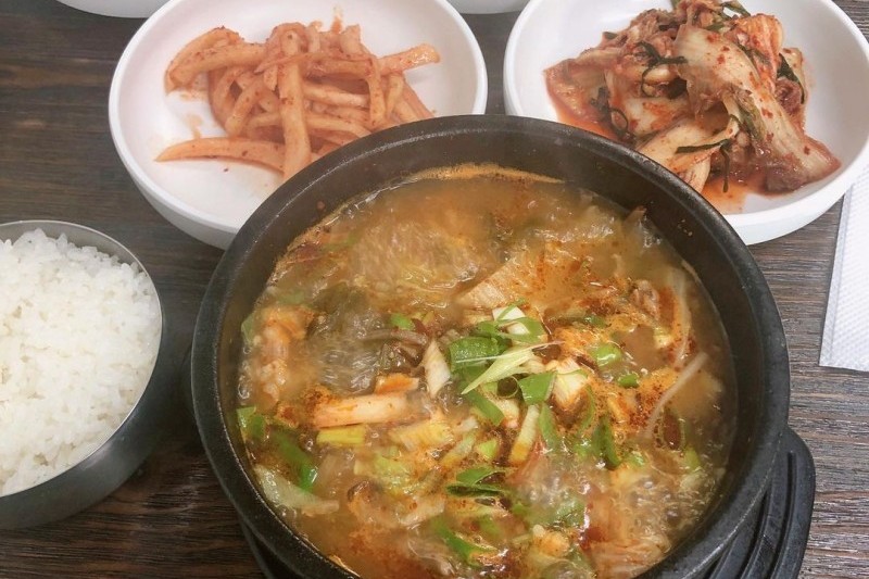 ソンボク食堂  (2/2)