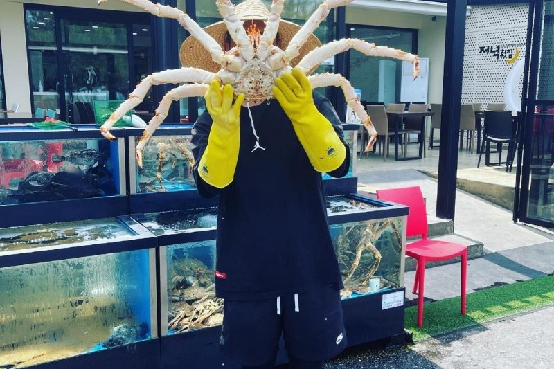 鏡浦台ゾニョク刺身専門店  (2/4)
