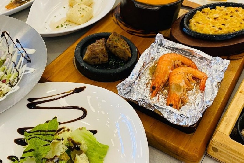 鏡浦台ゾニョク刺身専門店  (4/4)