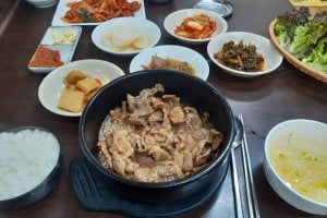 シンソン技士食堂 
