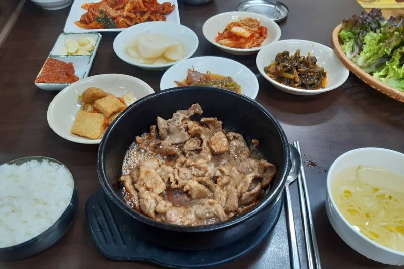 シンソン技士食堂  (2/4)