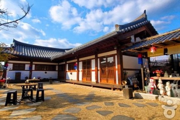 SEORO [韓国観光品質認証] / 서로 [한국관광 품질인증/Korea Quality]