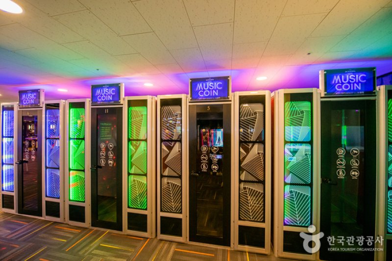 THE JACKSON9s HOTEL  (8/14)