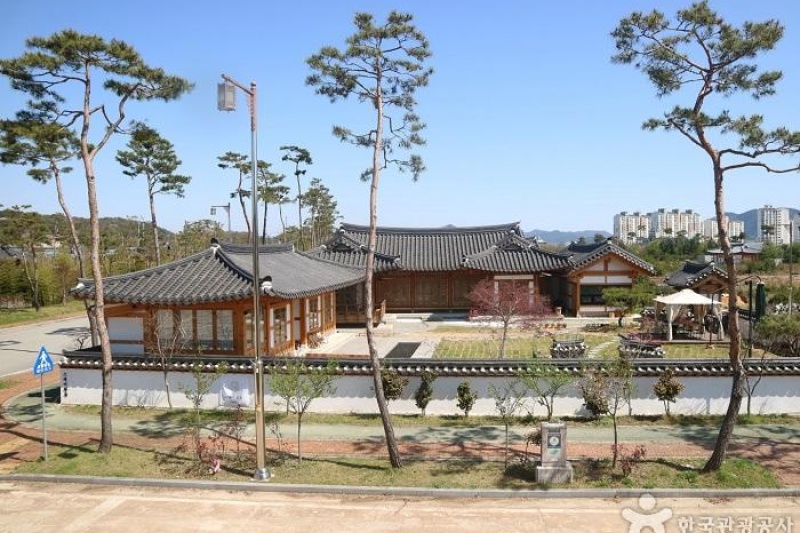 ステイ黄龍 [韓国観光品質認証] / 스테이황룡 [한국관광 품질인증/Korea Quality] (1/6)
