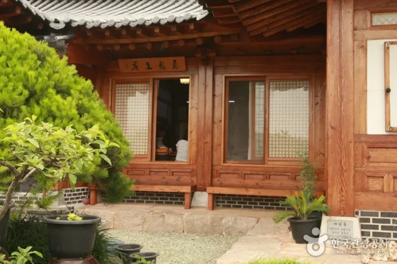 ポグムジャリ [韓国観光品質認証] / 보금자리 [한국관광 품질인증/Korea Quality] (6/10)