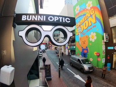 バニスタジオズ(BUNNI STUDIOS)メガネ 明洞本店(LENS TOWN 明洞店)